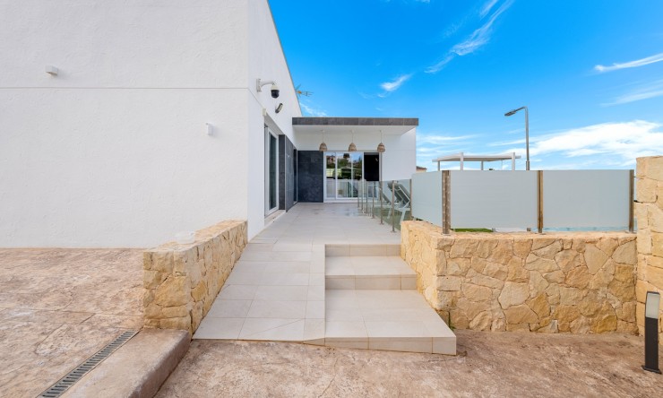 Re-Sale - Detached Villa - Algorfa - Lomas de La Juliana