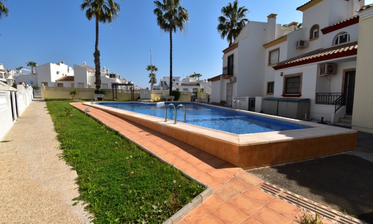 Re-Sale - Bungalow - Orihuela Costa - Playa Flamenca