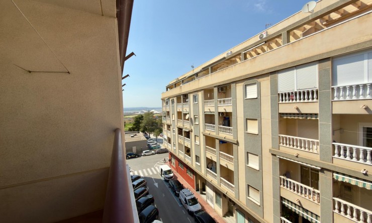 Re-Sale - Apartment - Torrevieja - Torrevieja - Centre