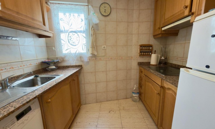 Re-Sale - Apartment - Torrevieja - Torrevieja - Centre