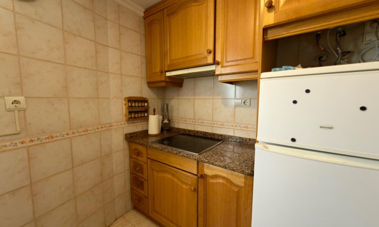 Re-Sale - Apartment - Torrevieja - Torrevieja - Centre