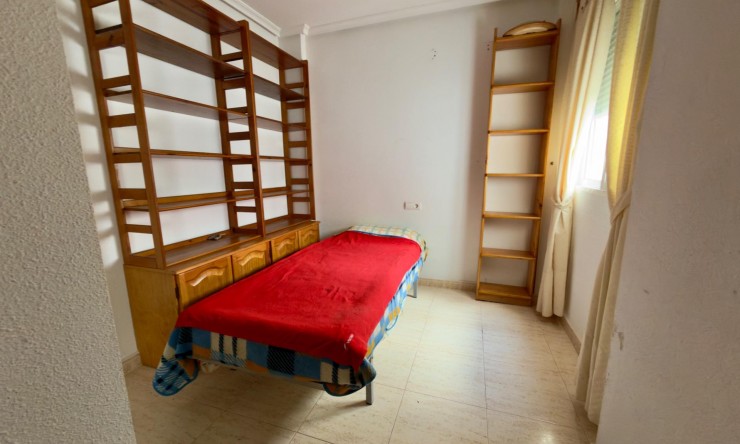 Re-Sale - Apartment - Torrevieja - Torrevieja - Centre
