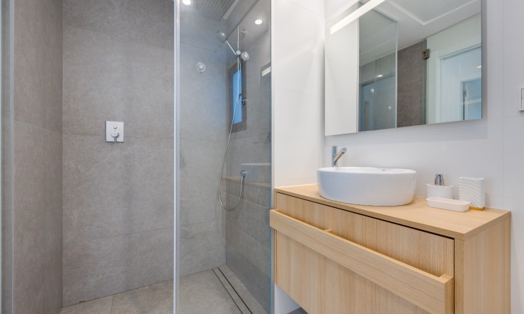 Re-Sale - Apartment - Las Colinas Golf Resort