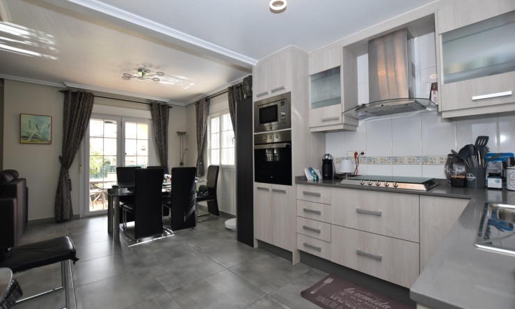 Re-Sale - Detached Villa - Orihuela Costa - Los Dolses