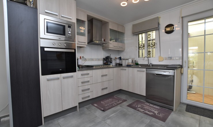 Re-Sale - Detached Villa - Orihuela Costa - Los Dolses