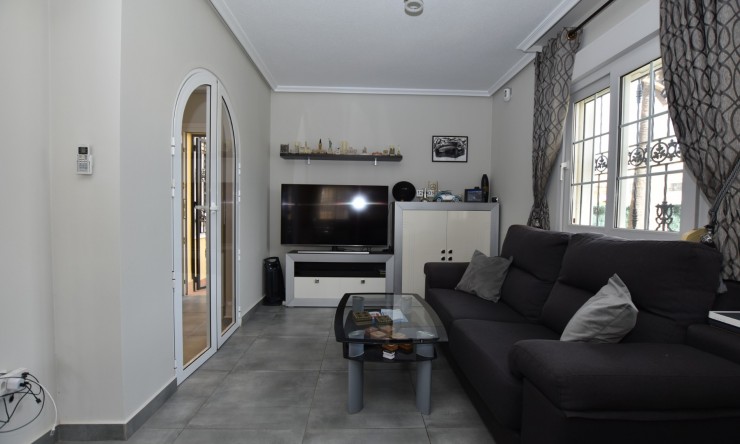 Re-Sale - Detached Villa - Orihuela Costa - Los Dolses