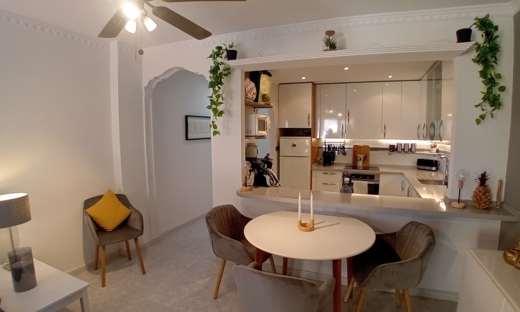 Re-Sale - Apartment - Algorfa - Algorfa - Village