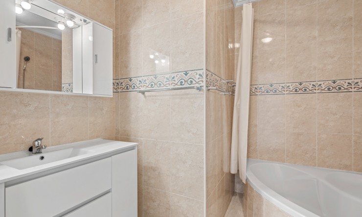 Re-Sale - Townhouse - Ciudad Quesada - Doña Pepa