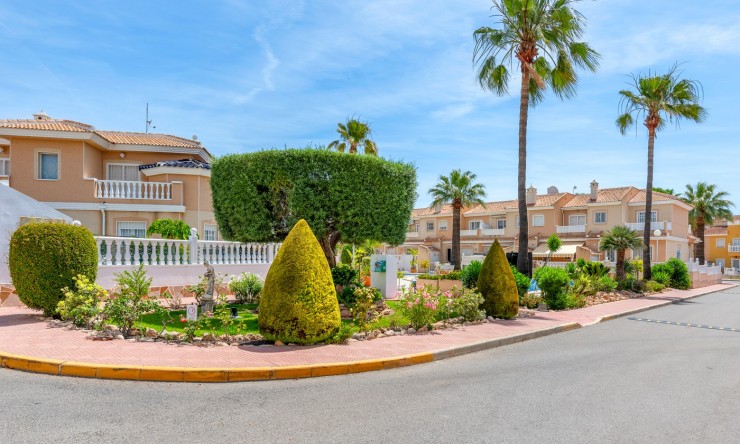 Re-Sale - Townhouse - Ciudad Quesada - Doña Pepa