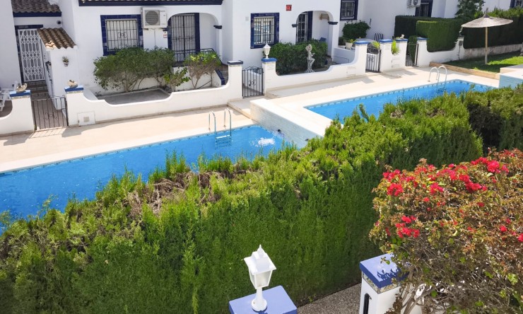 Wederverkoop - Bungalow - Orihuela Costa - Villamartin