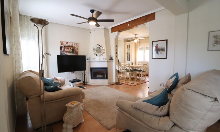 Wederverkoop - Halfvrijstaand - Algorfa - Montebello