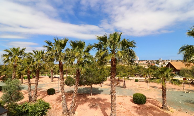 Wederverkoop - Halfvrijstaand - Algorfa - Montebello