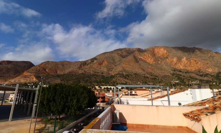 Wederverkoop - Herenhuis - Redovan - Redovan - Stad