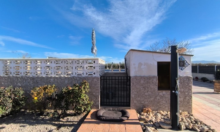 Videresalg - Frittliggende Villa - Villena - Rural location