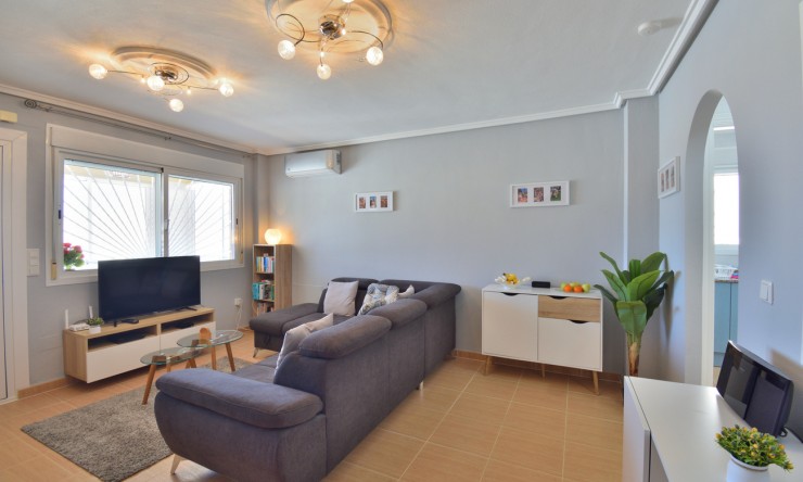 Re-Sale - Semi Detached Villa - Ciudad Quesada - La Marquesa