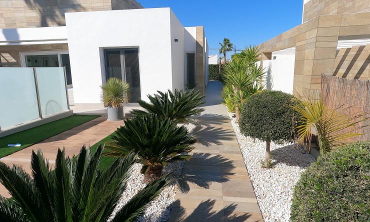 Re-Sale - Detached Villa - Algorfa - La Finca Golf Resort