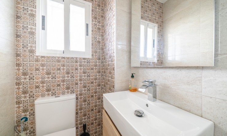 Wederverkoop - Herenhuis - Guardamar del Segura - El Moncayo