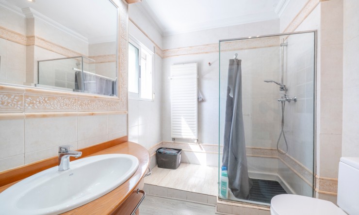 Wederverkoop - Herenhuis - Guardamar del Segura - El Moncayo