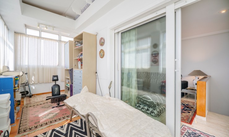 Wederverkoop - Herenhuis - Guardamar del Segura - El Moncayo