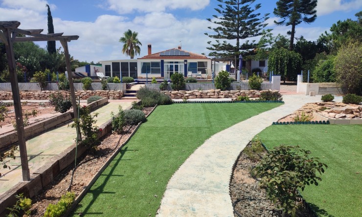 Reventa - Casa de Campo - Gea y Truyols - Urb Lo Santiago