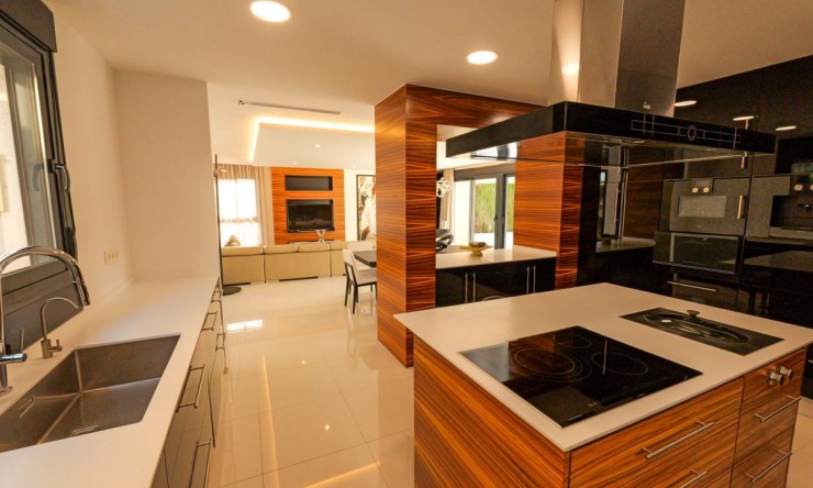 New - Detached Villa - Torrevieja - Torrevieja - Centre