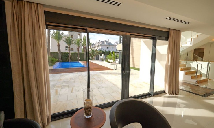 New - Detached Villa - Torrevieja - Torrevieja - Centre