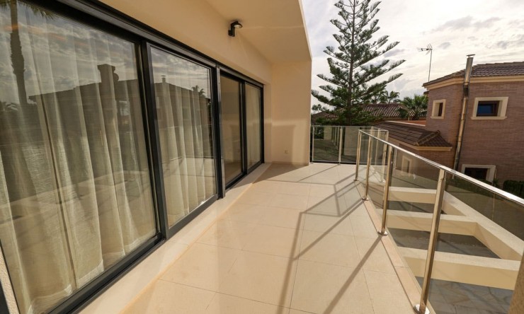 New - Detached Villa - Torrevieja - Torrevieja - Centre