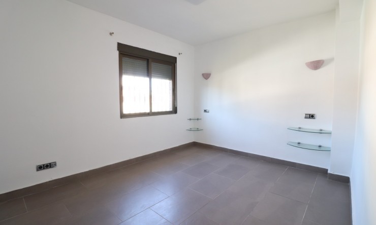 Re-Sale - Apartment - Pinar de Campoverde