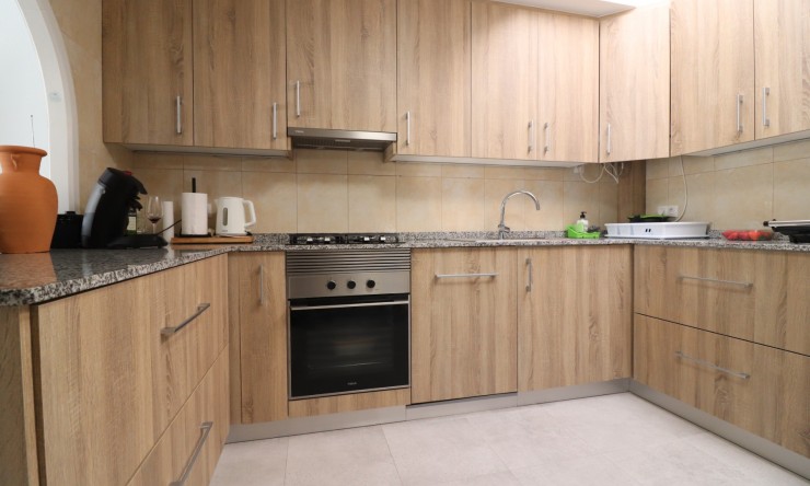 Re-Sale - Bungalow - Torrevieja - El Chaparral