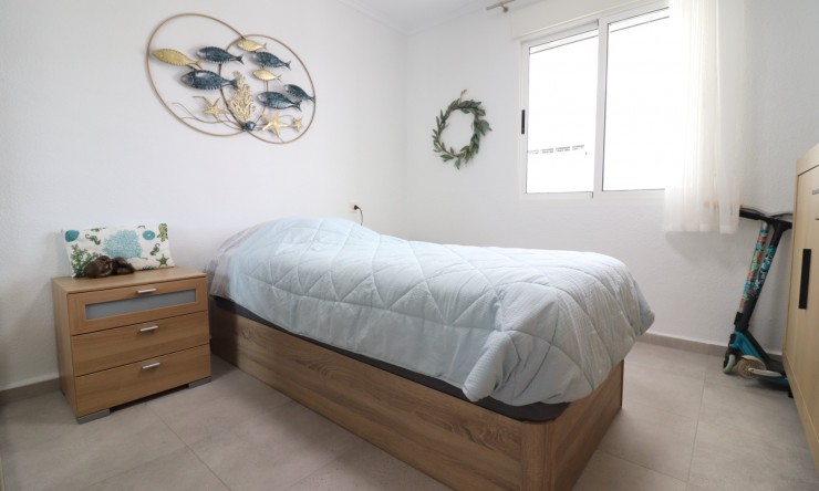 Re-Sale - Bungalow - Torrevieja - El Chaparral