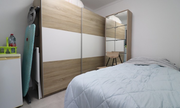 Re-Sale - Bungalow - Torrevieja - El Chaparral