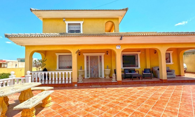 La Revente - Villa - Torrevieja - Los Balcones - Los Altos del Edén
