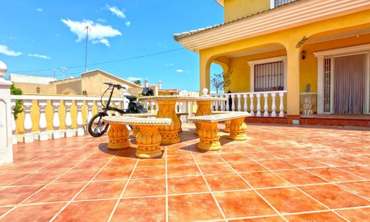 La Revente - Villa - Torrevieja - Los Balcones - Los Altos del Edén