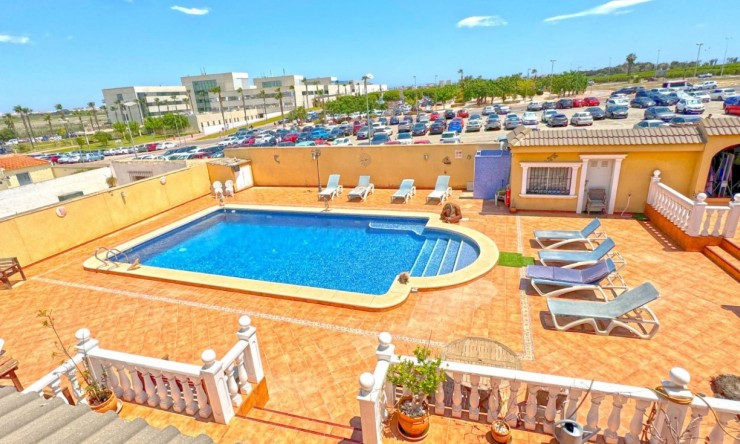 La Revente - Villa - Torrevieja - Los Balcones - Los Altos del Edén