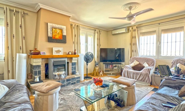 La Revente - Villa - Torrevieja - Los Balcones - Los Altos del Edén