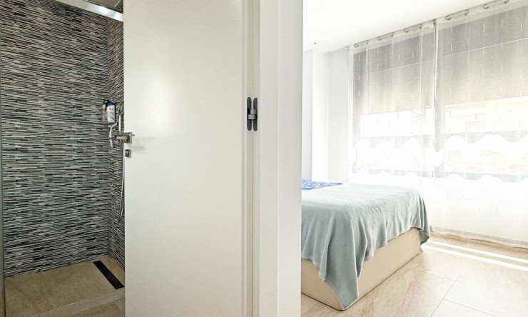 Videresalg - Frittliggende Villa - Orihuela Costa - Villamartin