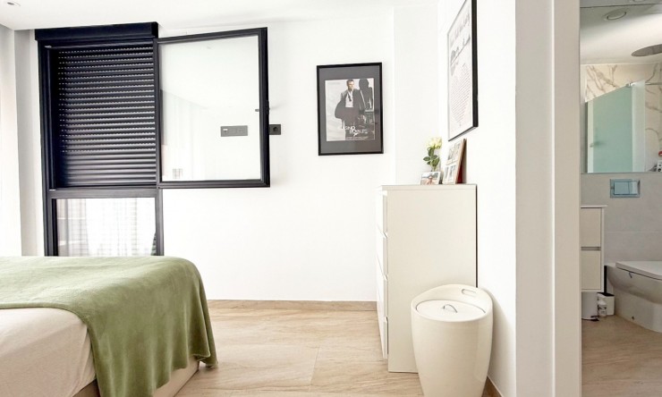 Videresalg - Frittliggende Villa - Orihuela Costa - Villamartin