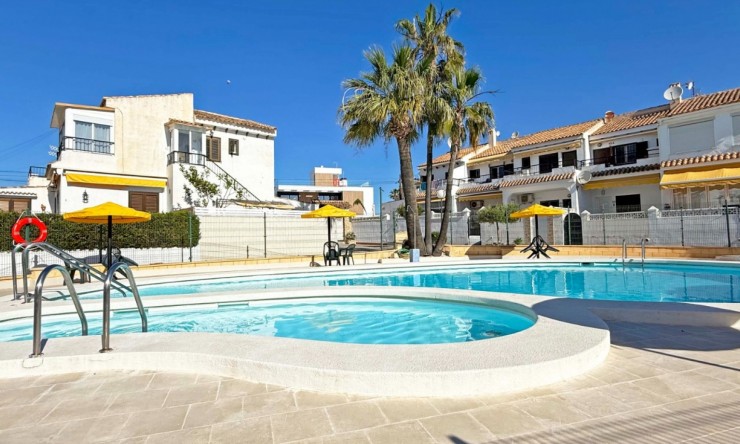 Wederverkoop - Appartement - Torrevieja - Torre La Mata