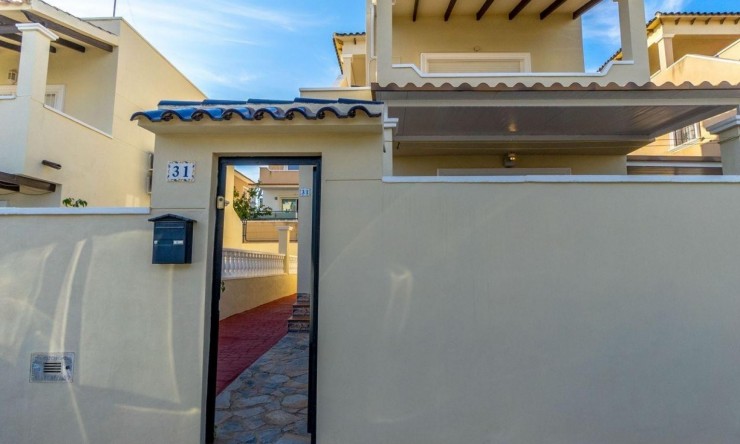 La Revente - Villa - Orihuela Costa - Villamartin