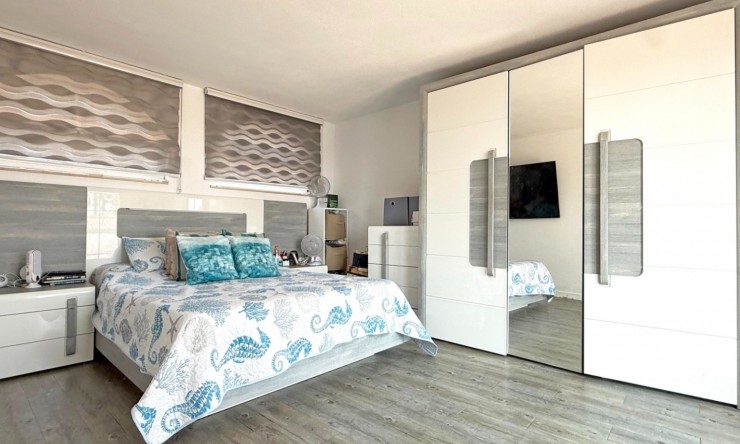 Videresalg - Frittliggende Villa - Orihuela Costa - Villamartin