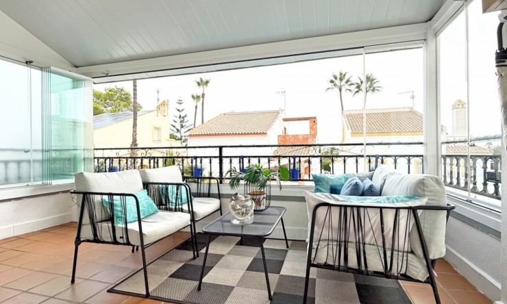 Videresalg - Frittliggende Villa - Orihuela Costa - Villamartin