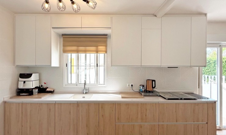 Videresalg - Frittliggende Villa - Orihuela Costa - Villamartin