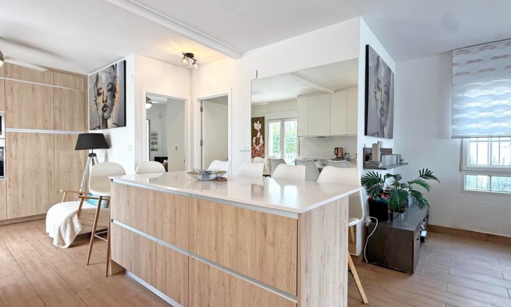 Videresalg - Frittliggende Villa - Orihuela Costa - Villamartin