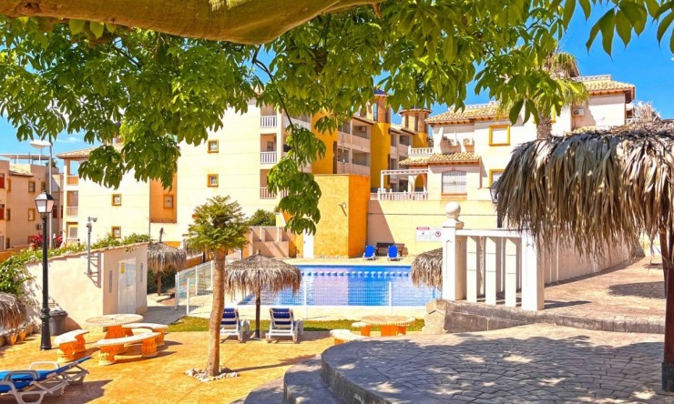 Re-Sale - Apartment - Orihuela Costa - Lomas de Cabo Roig