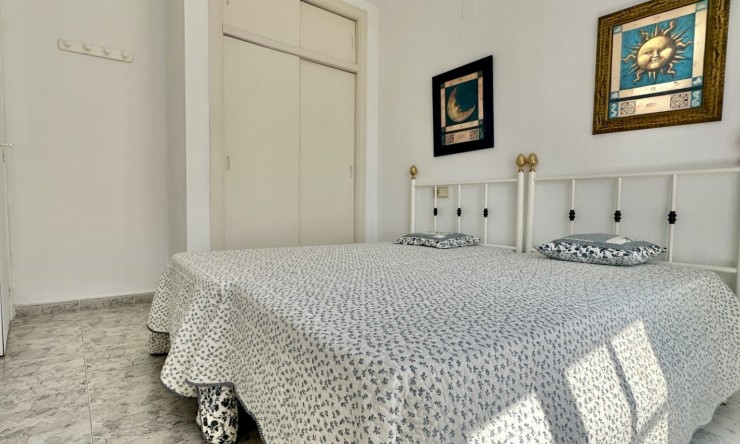 Re-Sale - Apartment - Orihuela Costa - Playa Flamenca