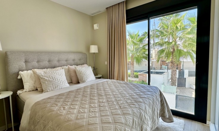 Videresalg - Frittliggende Villa - Orihuela Costa - Lomas de Cabo Roig