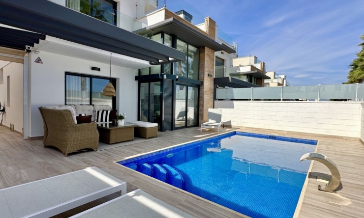 Videresalg - Frittliggende Villa - Orihuela Costa - Lomas de Cabo Roig