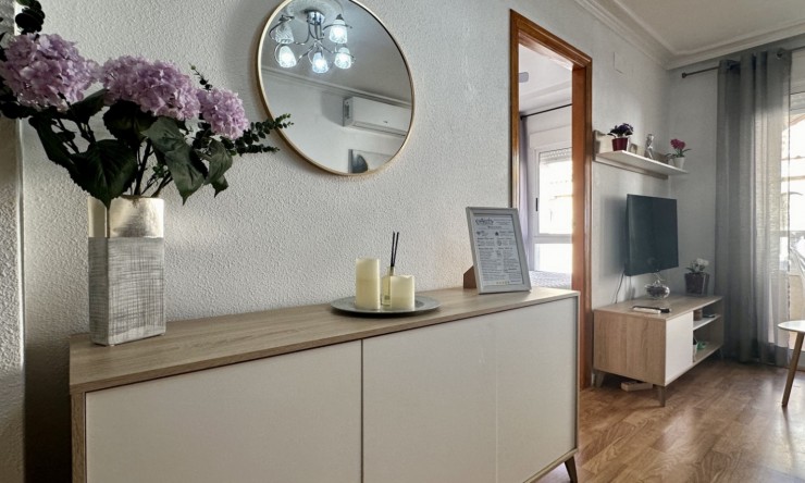 Wederverkoop - Appartement - Torrevieja - Playa Los Naufragos