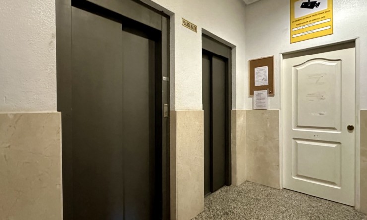 Reventa - Apartamento - Torrevieja - Torrevieja - Centro