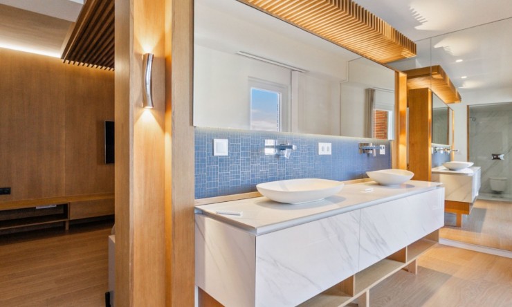 Re-Sale - Apartment - Torrevieja - Torrevieja - Centre